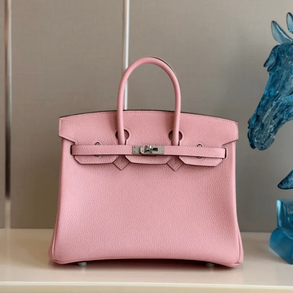 Modèle HN 25 Rose coloris rose Togo cuir finitions palladiées — réplique
