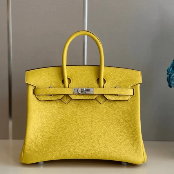 Sac à main HN PHW Togo coloris jaune 11 25 cm — réplique