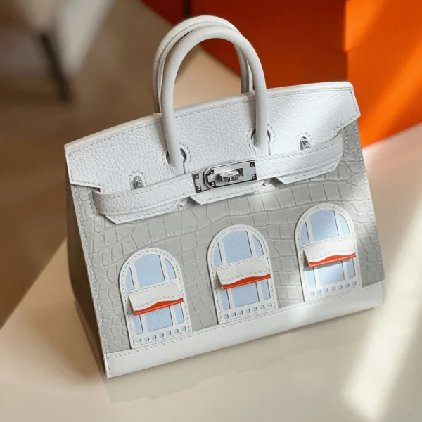 Modèle HN 20 Sellier Faubourg maison coloris blanc neige finitions palladiées — réplique