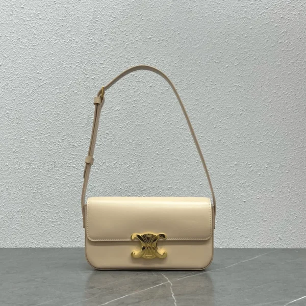 Sac à main Céline Triomphe laiteux coloris blanc cuir lisse 20 × 12 cm — réplique