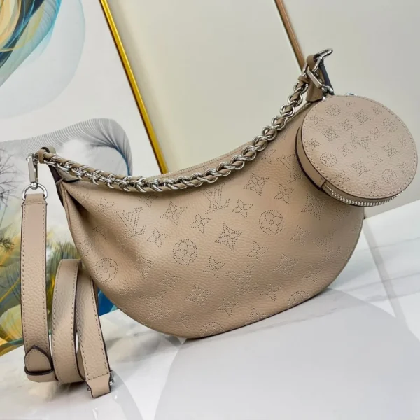 Sac à main Louis Vuitton Baia Mahina Mono motif 26 × 17 × 7.5 cm — réplique
