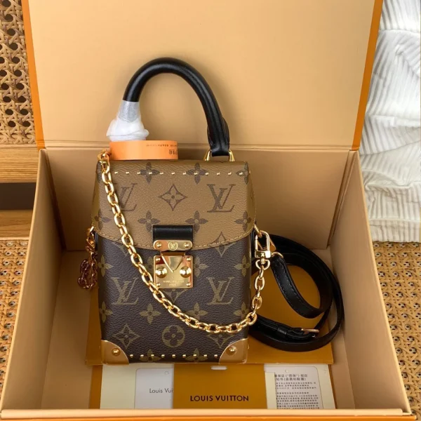 Sac à main Louis Vuitton appareil photo boîte Monogram 12.5 × 17.6 × 6 cm — réplique