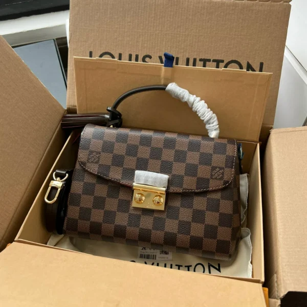 Sac à main Louis Vuitton Croisette coloris marron 25.5 cm — réplique