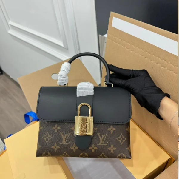 Sac à main Louis Vuitton Locky BB Monogram mélange coloris noir coloris marron 20 × 7.5 × 16 cm — réplique
