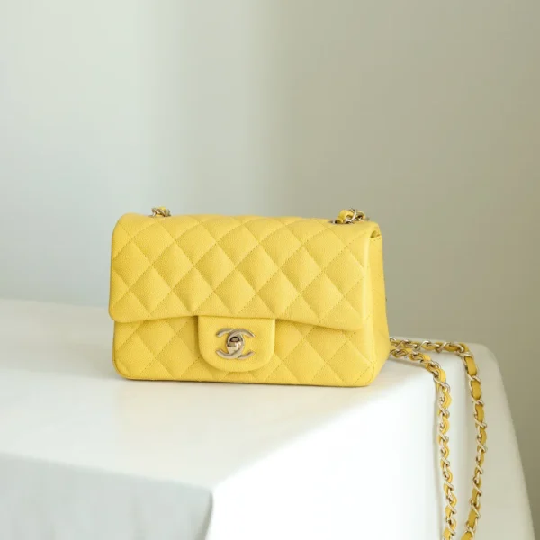 Sac à main Chanel Classic Flap mini coloris jaune 20 cm – pour femme — réplique