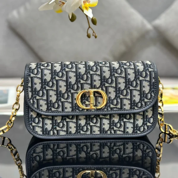 Sac Dior 30 Montaigne Avenue Monogram 22.5 × 12 cm — réplique