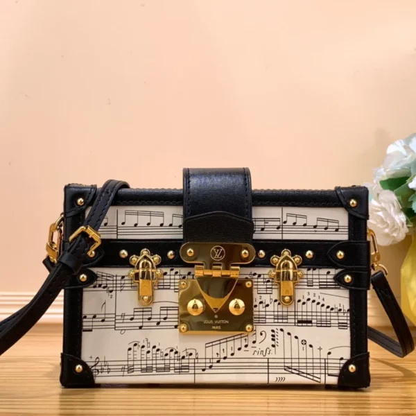 Sac à main Louis Vuitton Petite musical motif 20 × 12.5 × 5 cm — réplique
