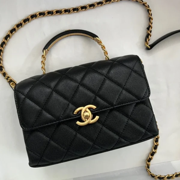 Sac à main Chanel anse Demi fermoir doré avec cuir 19 cm – pour femme — réplique