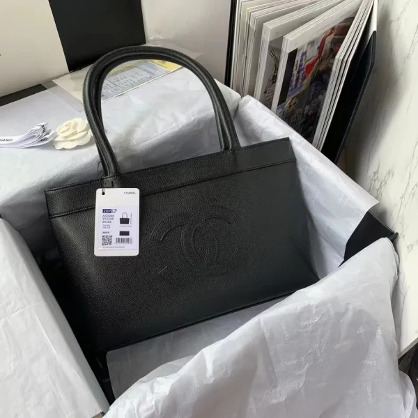 Sac à main Chanel vintage classique coloris noir 30 × 21 × 8 cm – pour femme — réplique