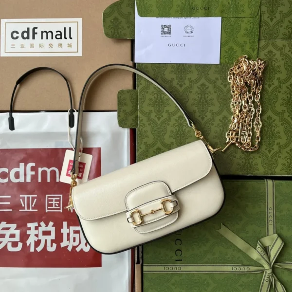 Sac porté épaule Gucci Horsebit 1955 cristaux petit format — réplique