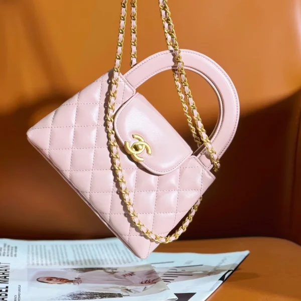 Sac Chanel cuir d’agneau mini Kelly chaîne coloris rose clair — réplique