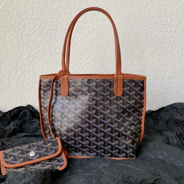 Modèle Goyard Goyardine Artois PM coloris noir doré 1659542 — réplique