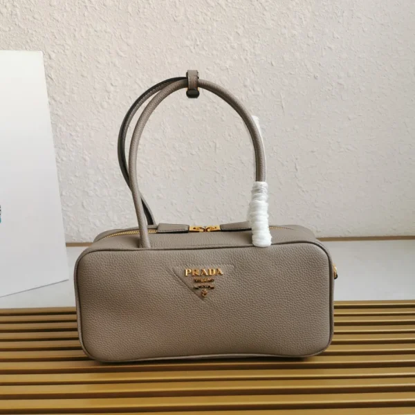 Sac Prada format moyen cuir haut-anse — réplique