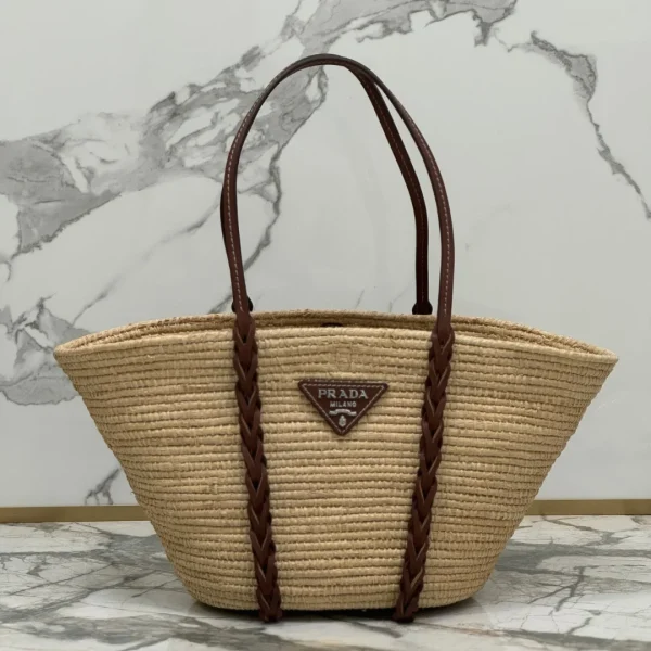 Sac Prada tressé anse panier — réplique