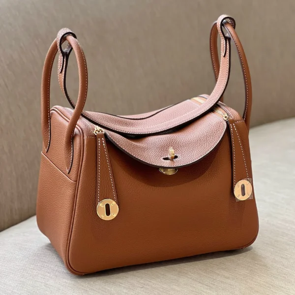 Modèle Lindy 26 coloris marron finitions dorées — réplique