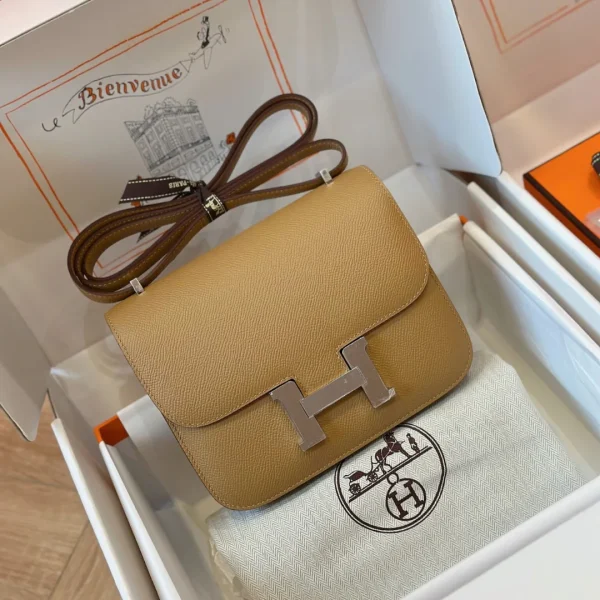 Modèle HN 19 coloris marron Epson cuir finitions palladiées — réplique