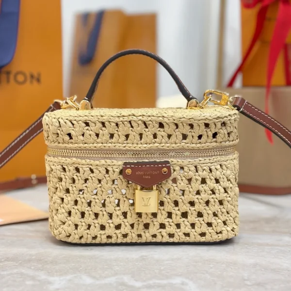 Modèle Louis Vuitton vanity chaîne pochette en raphia — réplique