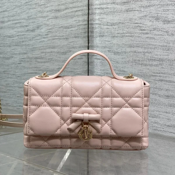 Sac Dior My mini en Soupir coloris rose Cannage cuir d’agneau — réplique