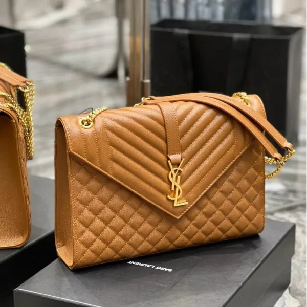Sac Saint Laurent format moyen Envelope en caramel — réplique