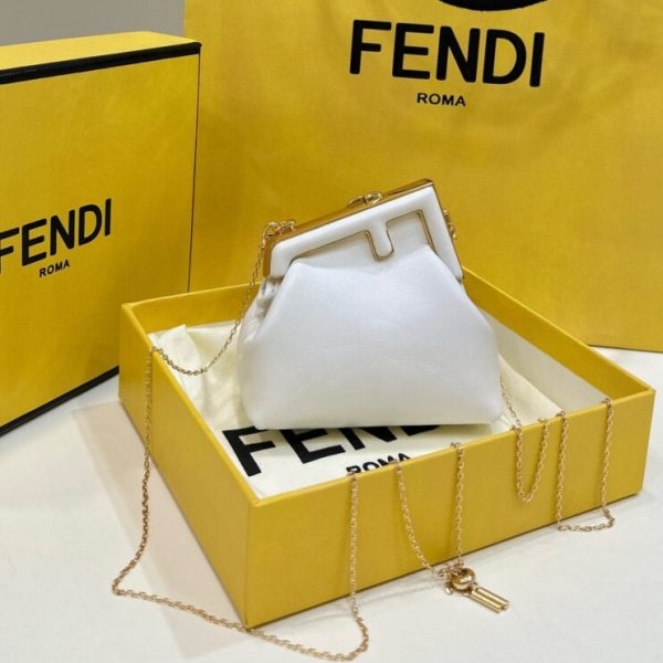 Fendi First Mini blanc — réplique