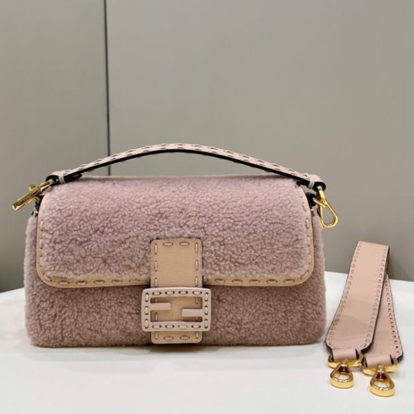 Fendi Baguette rose Wool — réplique