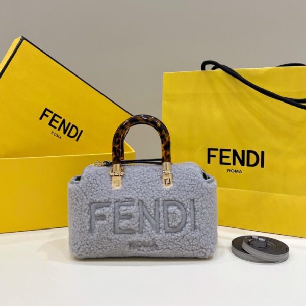 Fendi By The Way Boston bleu Wool — réplique