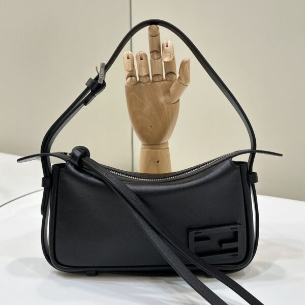 Fendi Simply noir — réplique