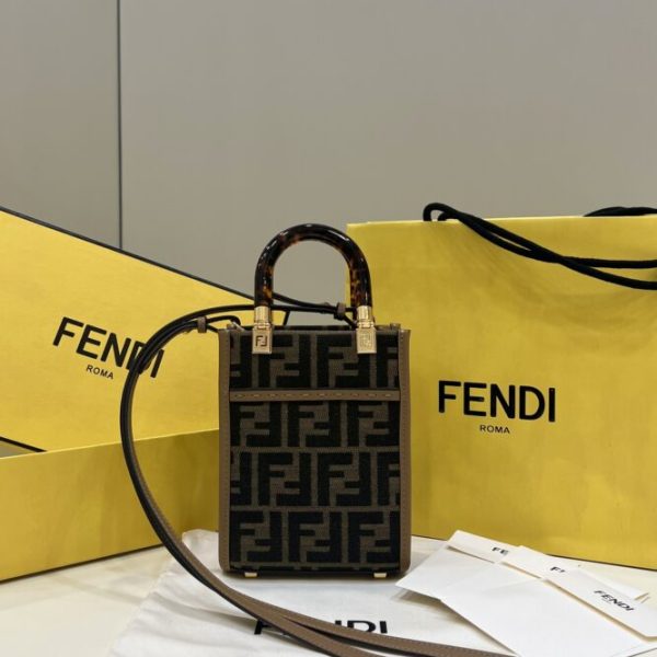 Fendi Mini cabas marron toile — réplique