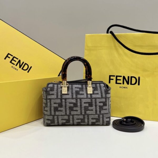 Fendi By The Way Boston marron Cotton — réplique