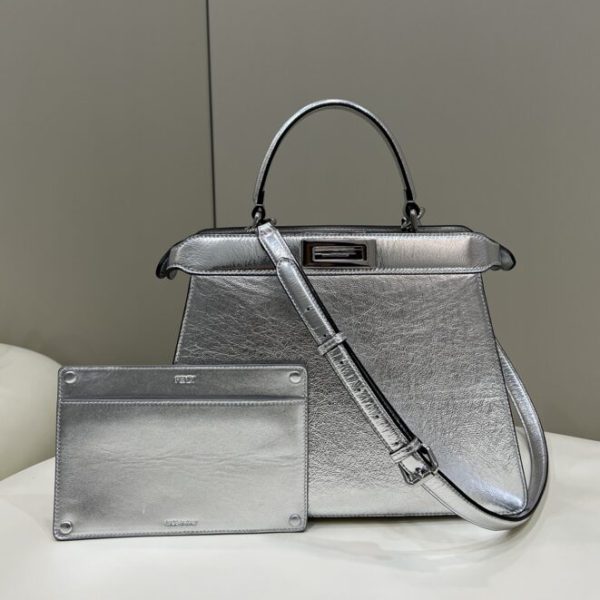Fendi Peekaboo grand format argenté — réplique