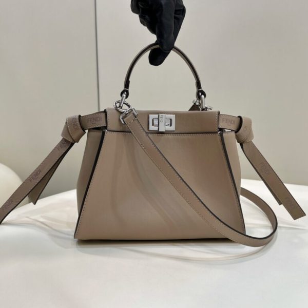Fendi Peekaboo petit format Beige — réplique