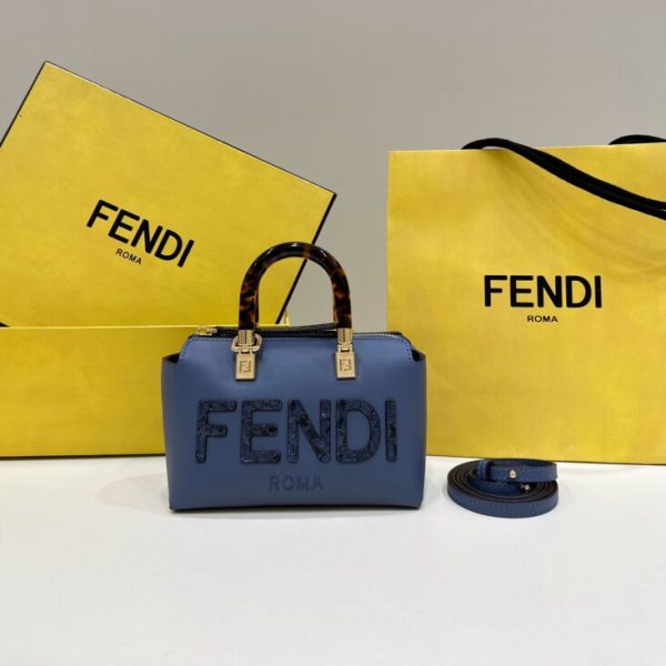 Fendi By The Way Boston bleu — réplique