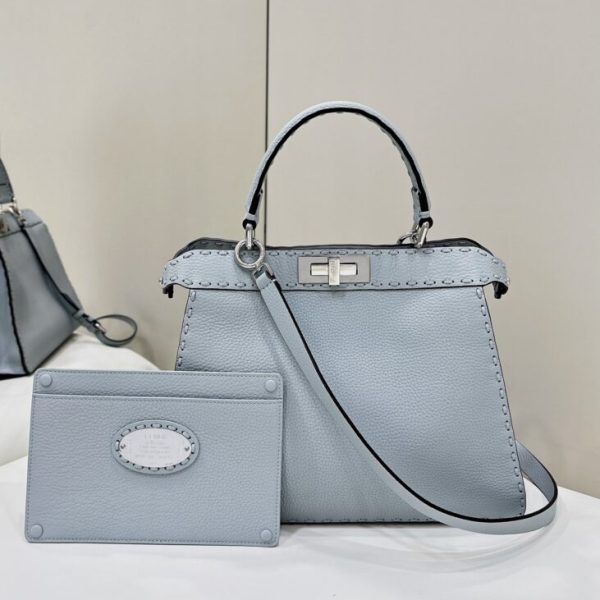 Fendi Peekaboo bleu ciel — réplique