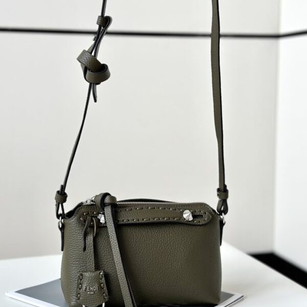 Fendi By The Way vert — réplique