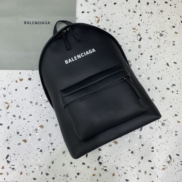 Balenciaga sac à dos noir — réplique