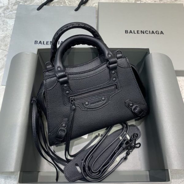 Balenciaga Neo Classic City noir — réplique