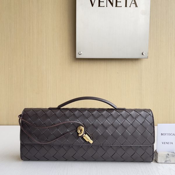 Bottega Veneta Andiamo pochette — réplique