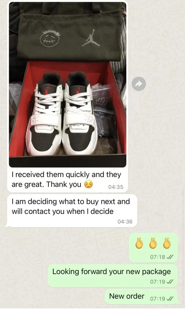 Photo de chaussures et retour après réception
