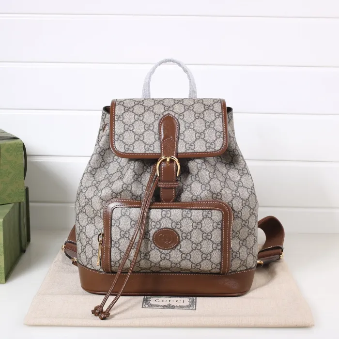 Gucci sac à dos avec Interlocking G — réplique