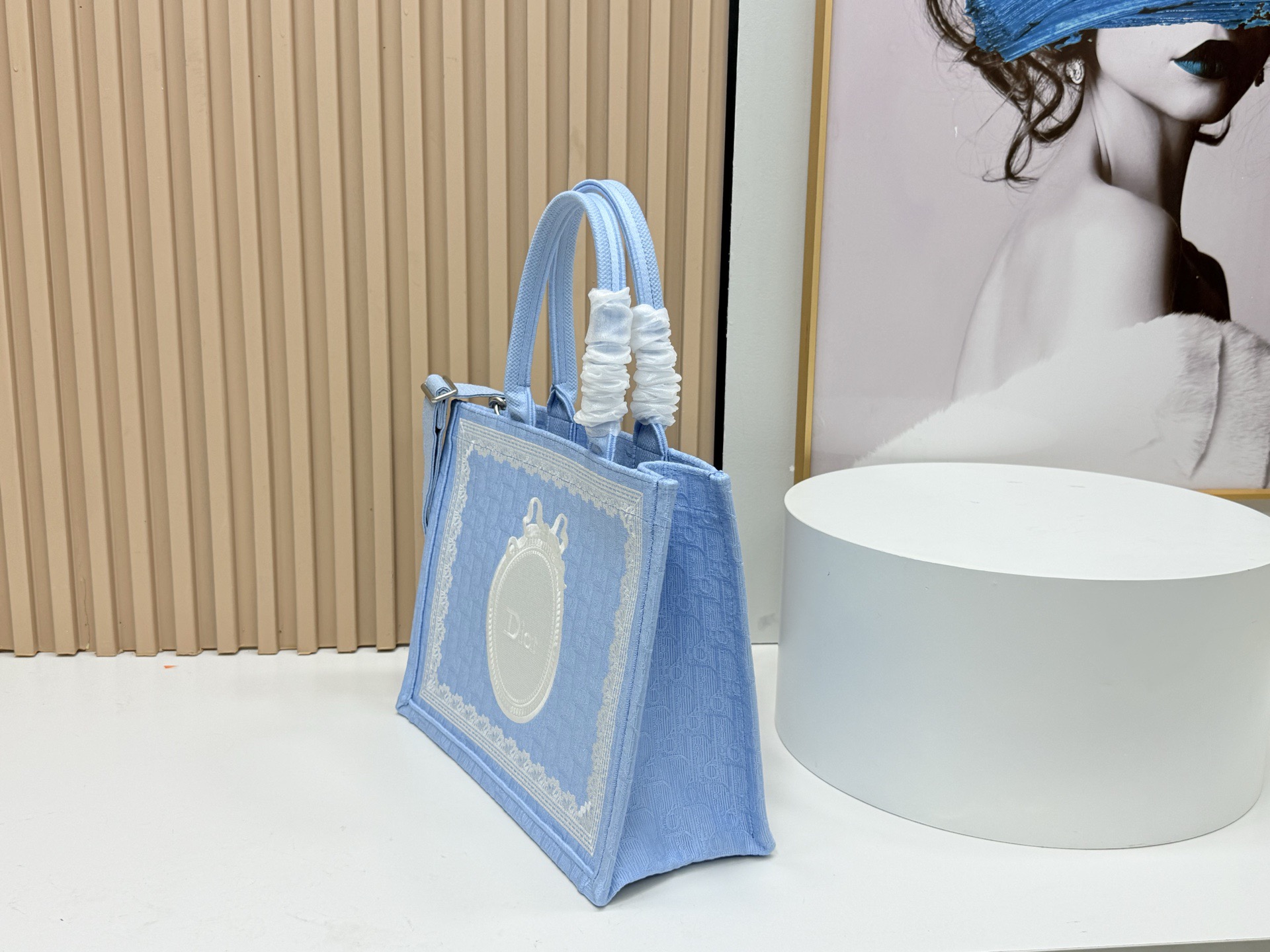 Dior Book cabas Médaillon — réplique – Image 4