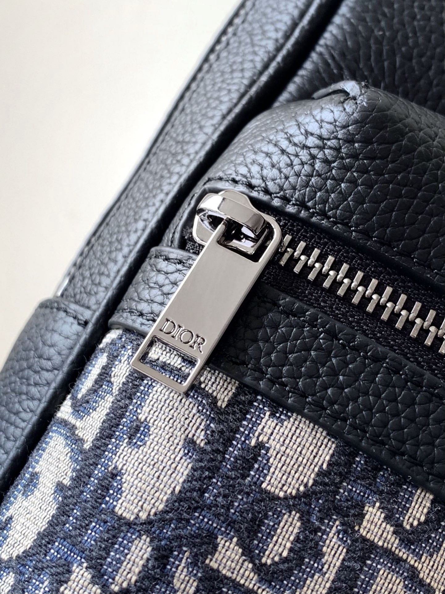 Dior Rider Sling sac — réplique – Image 4