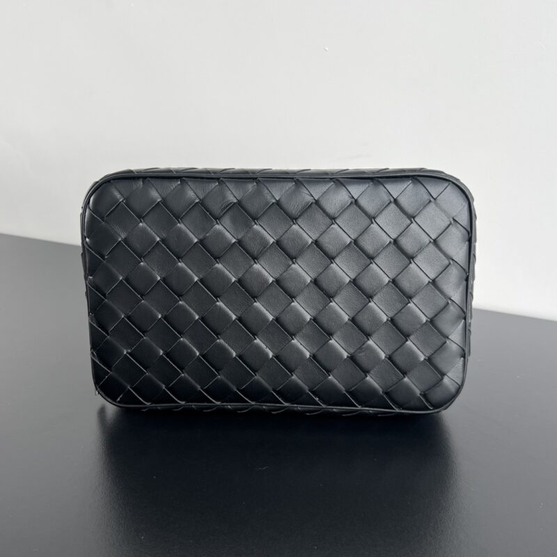 Bottega Veneta pochette grand format — réplique