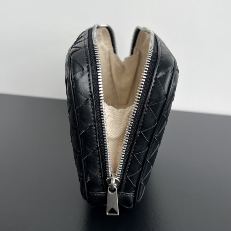Bottega Veneta pochette grand format — réplique – Image 6
