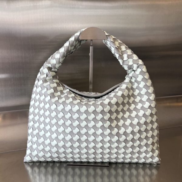 Bottega Veneta Hop Wave — réplique