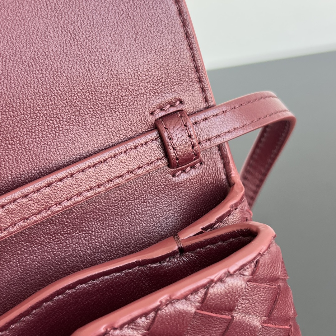 Bottega Veneta Knot Lock — réplique – Image 6