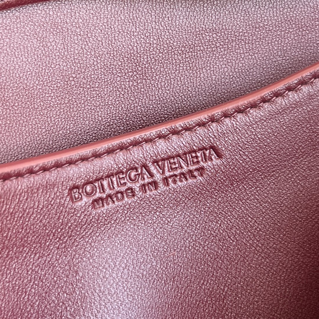 Bottega Veneta Knot Lock — réplique – Image 7
