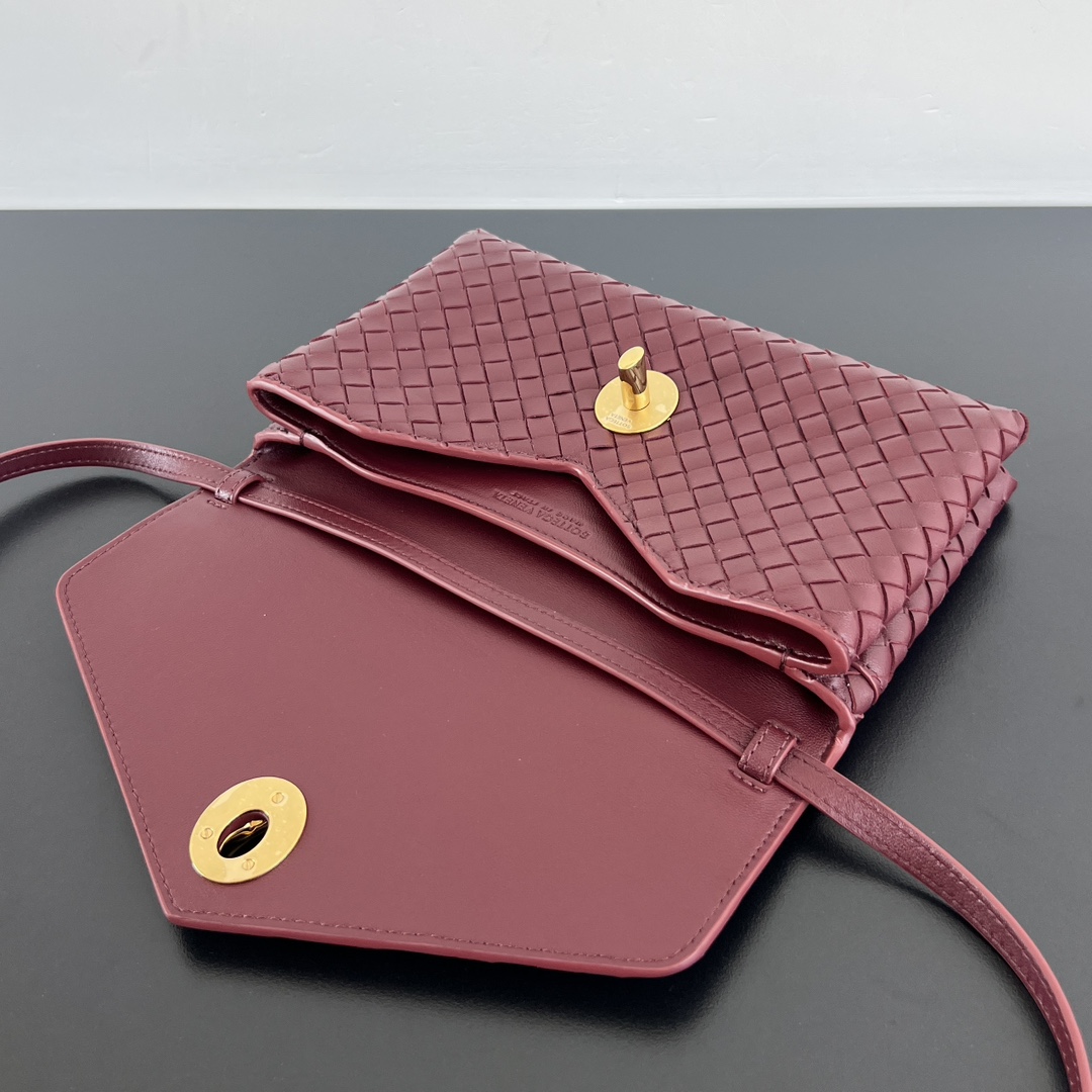 Bottega Veneta Knot Lock — réplique – Image 9