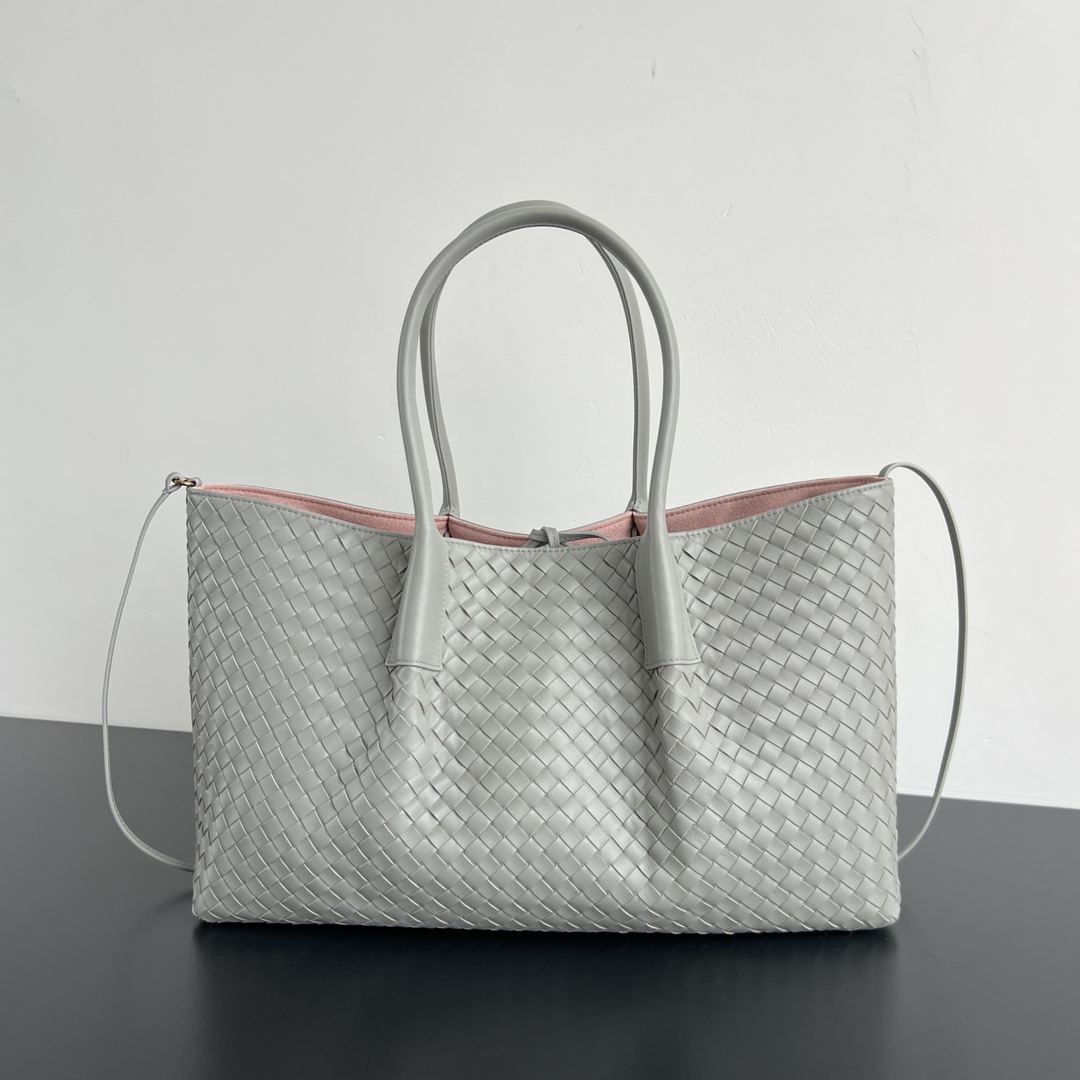 Bottega Veneta Pinacoteca grand format — réplique