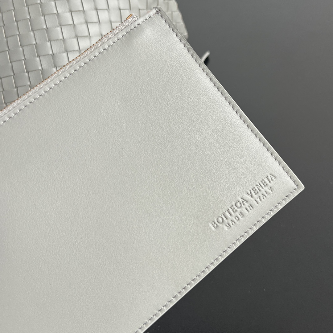 Bottega Veneta Pinacoteca grand format — réplique – Image 8
