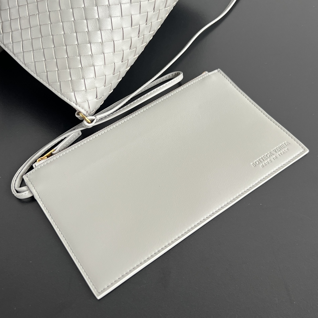 Bottega Veneta Pinacoteca grand format — réplique – Image 11